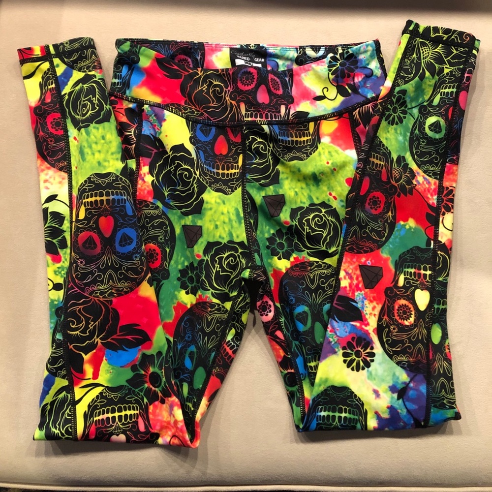 CVG Constantly Varied Gear retired Tie Dye Skull full leggings Small EUC